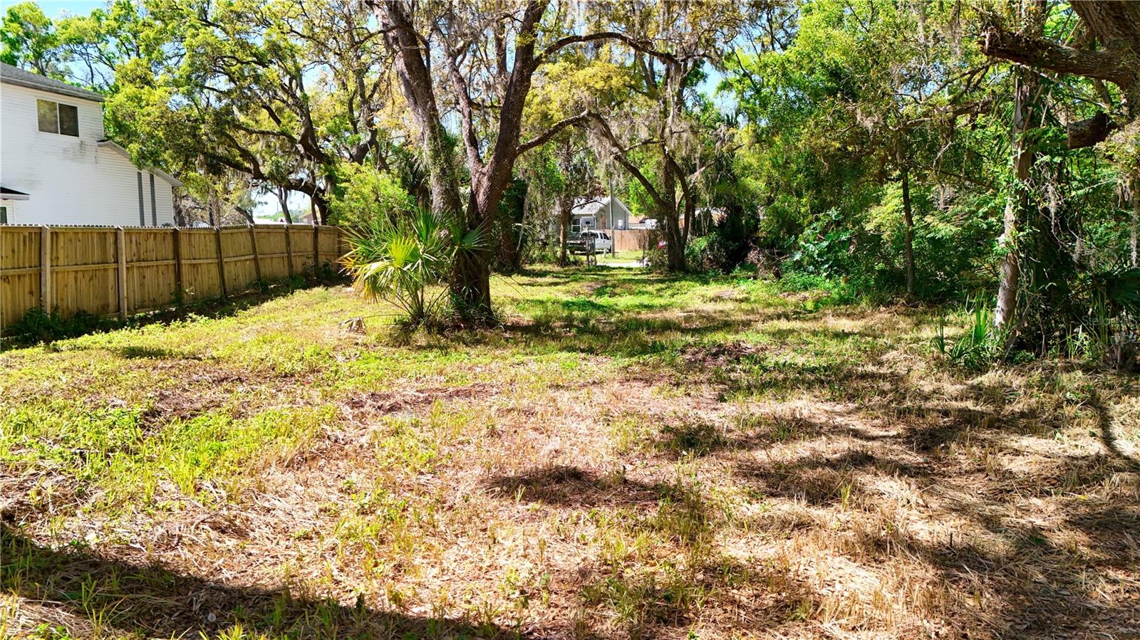 BASS LAKE ACRES SUB - Land