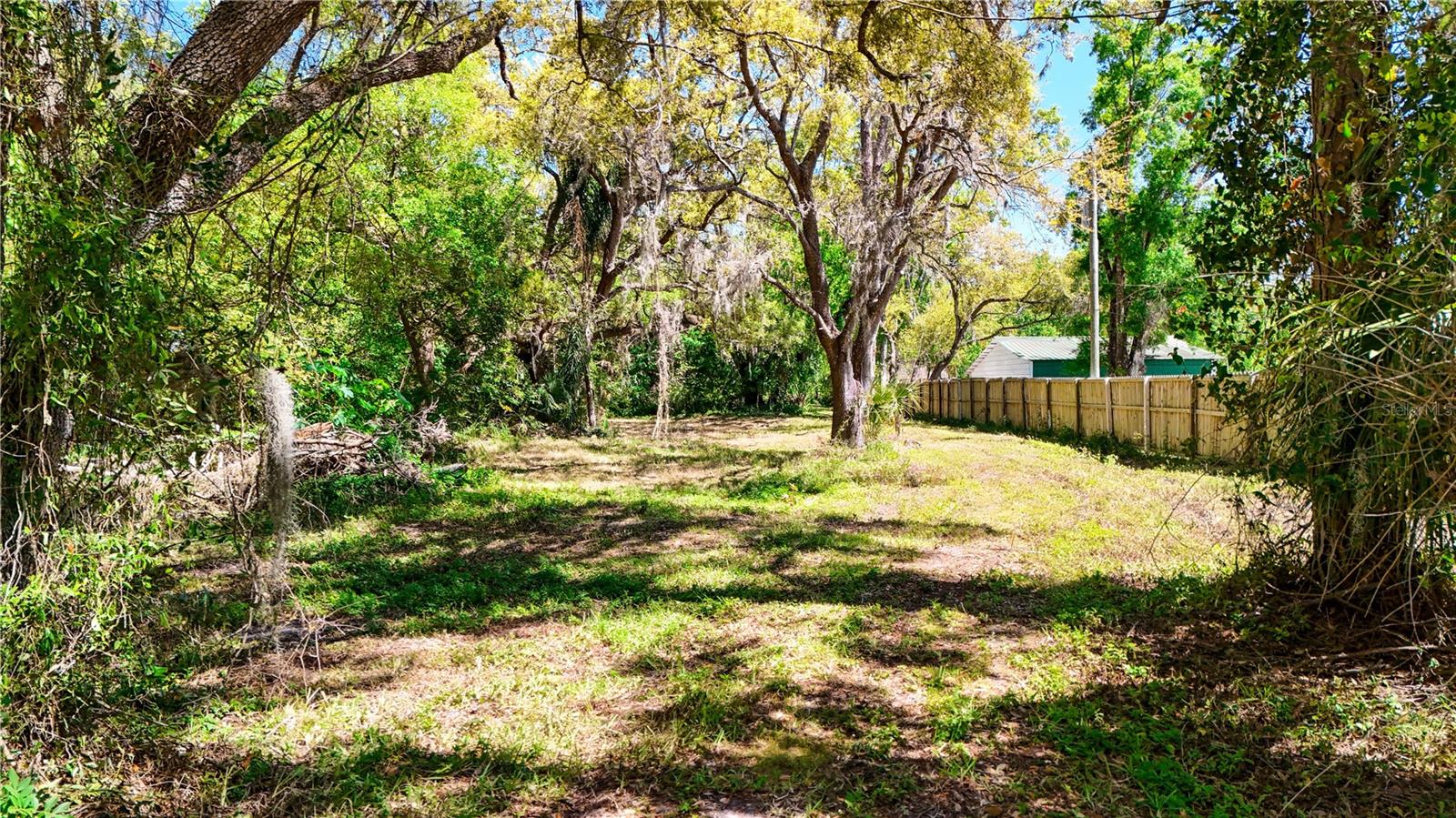 BASS LAKE ACRES SUB - Land