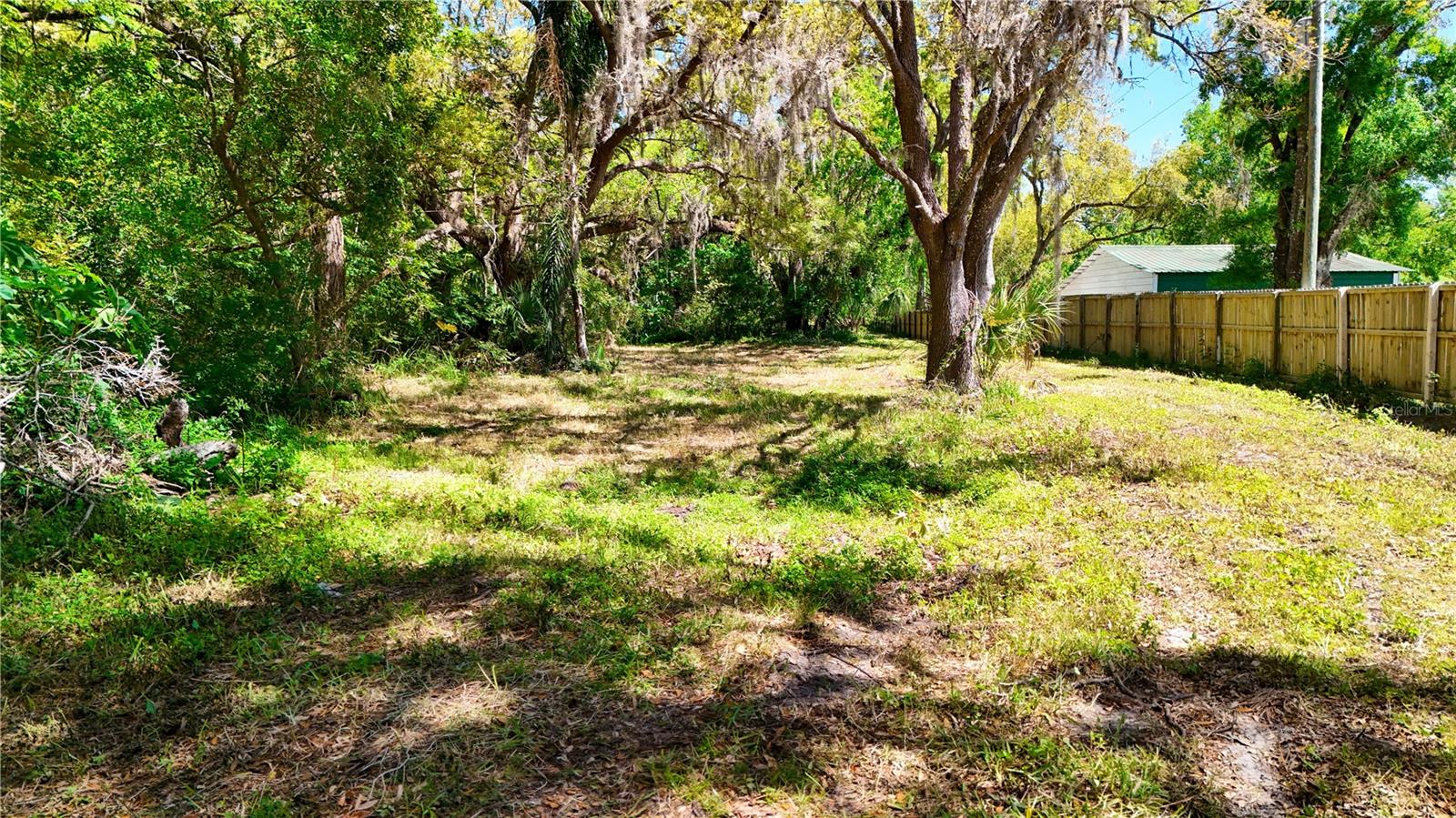 BASS LAKE ACRES SUB - Land