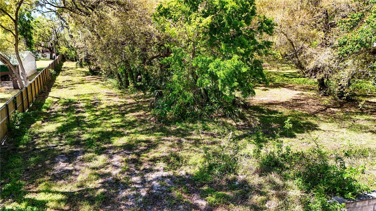 BASS LAKE ACRES SUB - Land