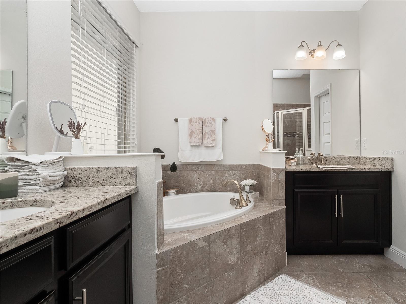 FAIRWAY VILLAS/PROVIDENCE - Residential