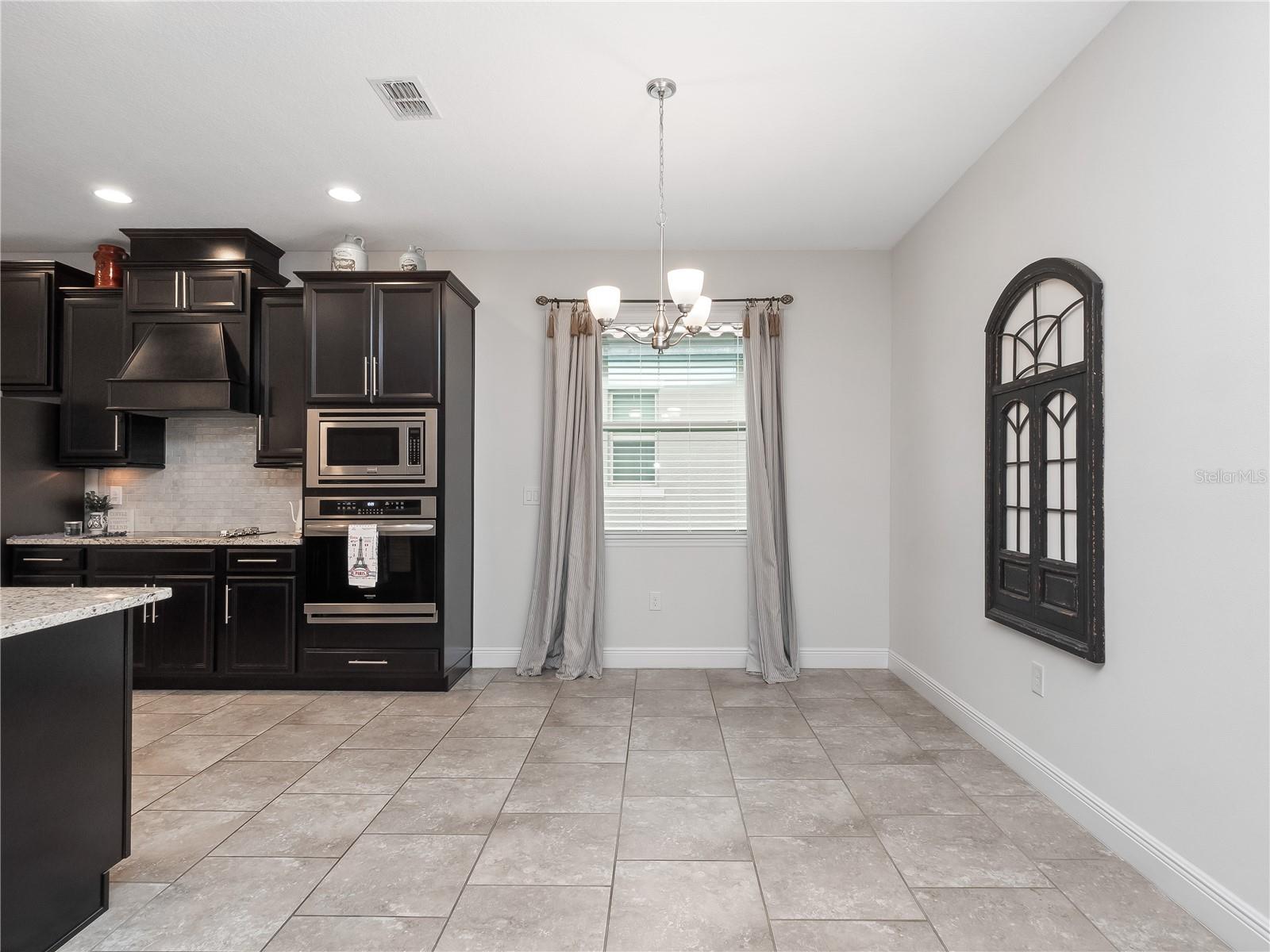 FAIRWAY VILLAS/PROVIDENCE - Residential