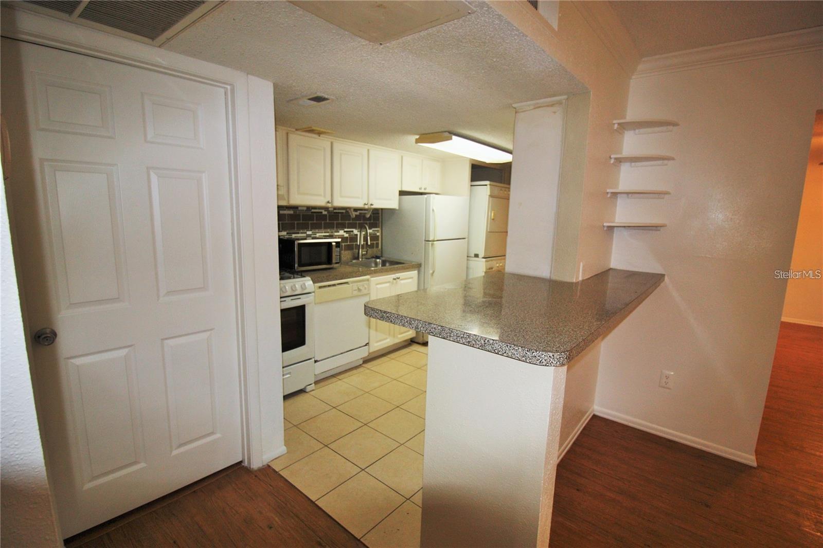 WATERSIDE AT CRANES ROOST A CONDO COMMUNITY - Residential