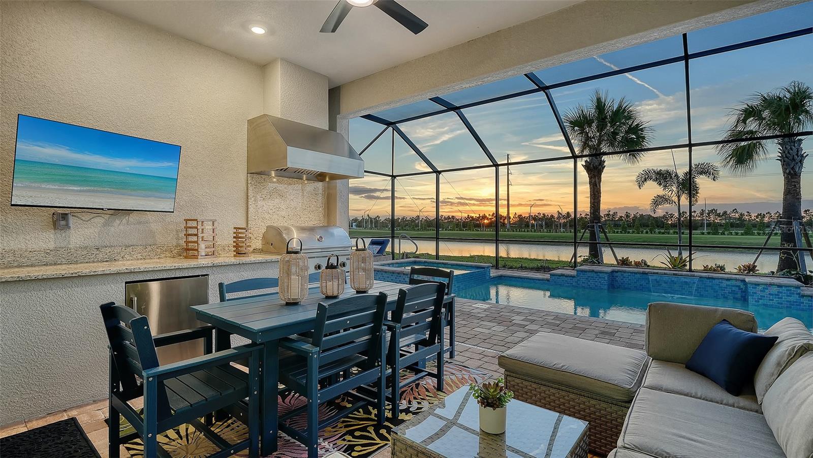 CALUSA COUNTRY CLUB - Residential Lease