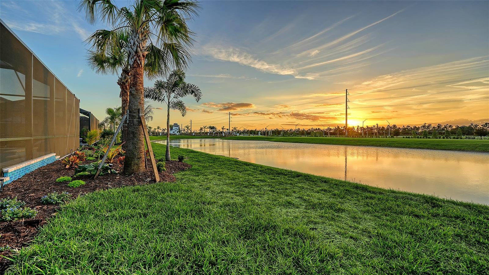 CALUSA COUNTRY CLUB - Residential Lease