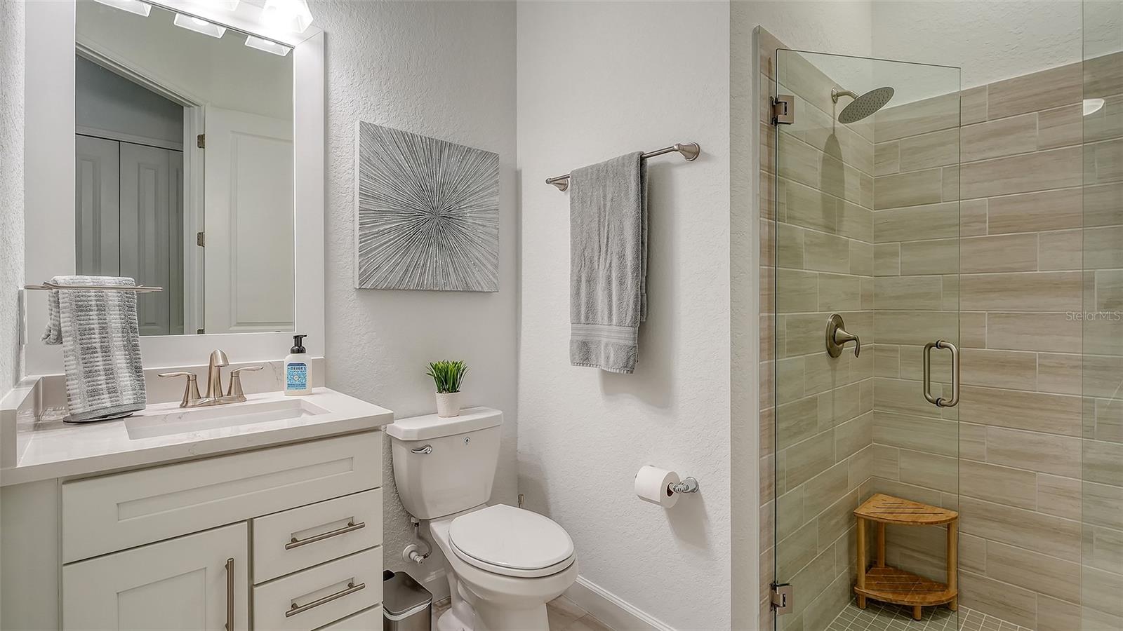 CALUSA COUNTRY CLUB - Residential Lease