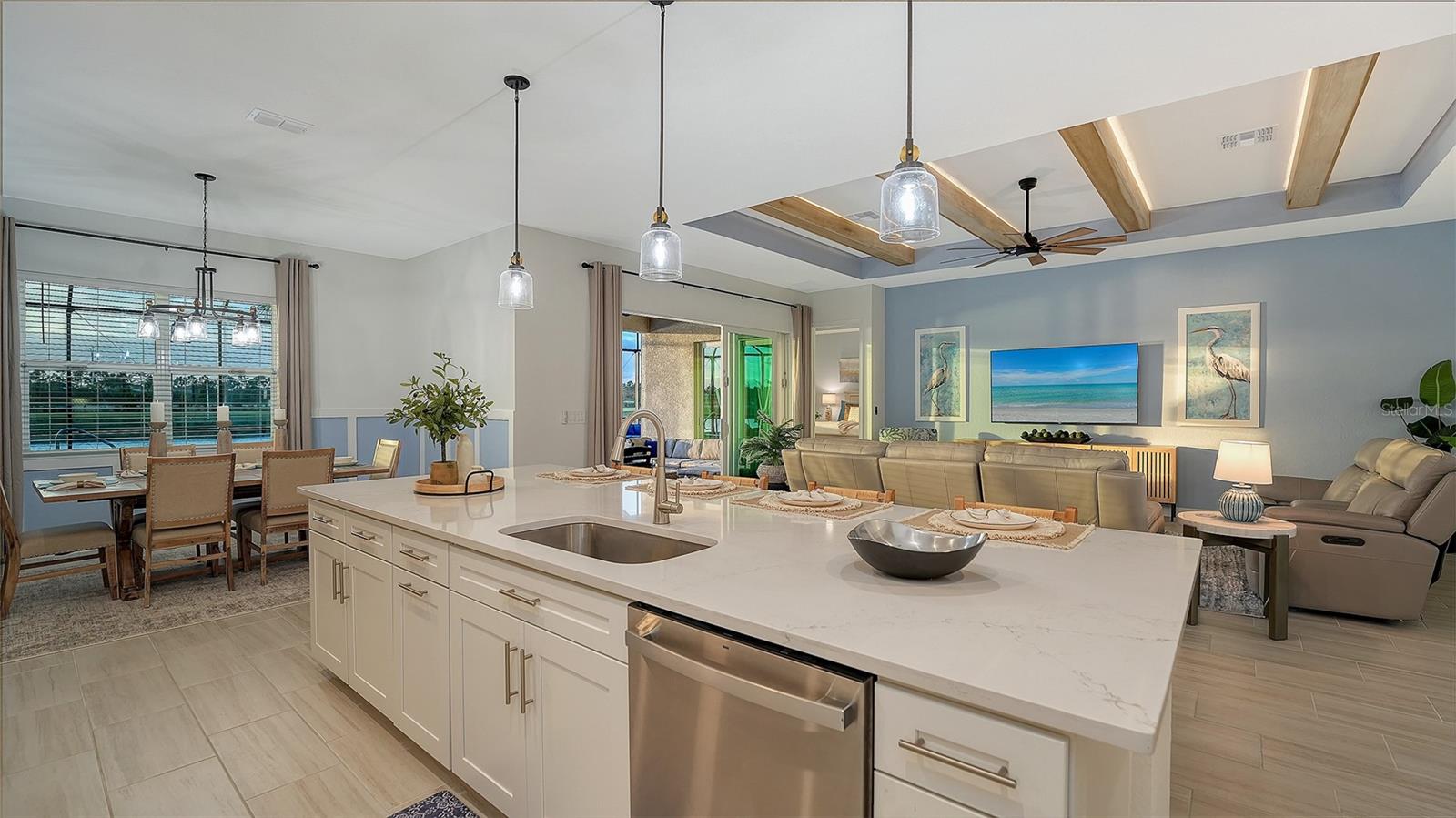 CALUSA COUNTRY CLUB - Residential Lease