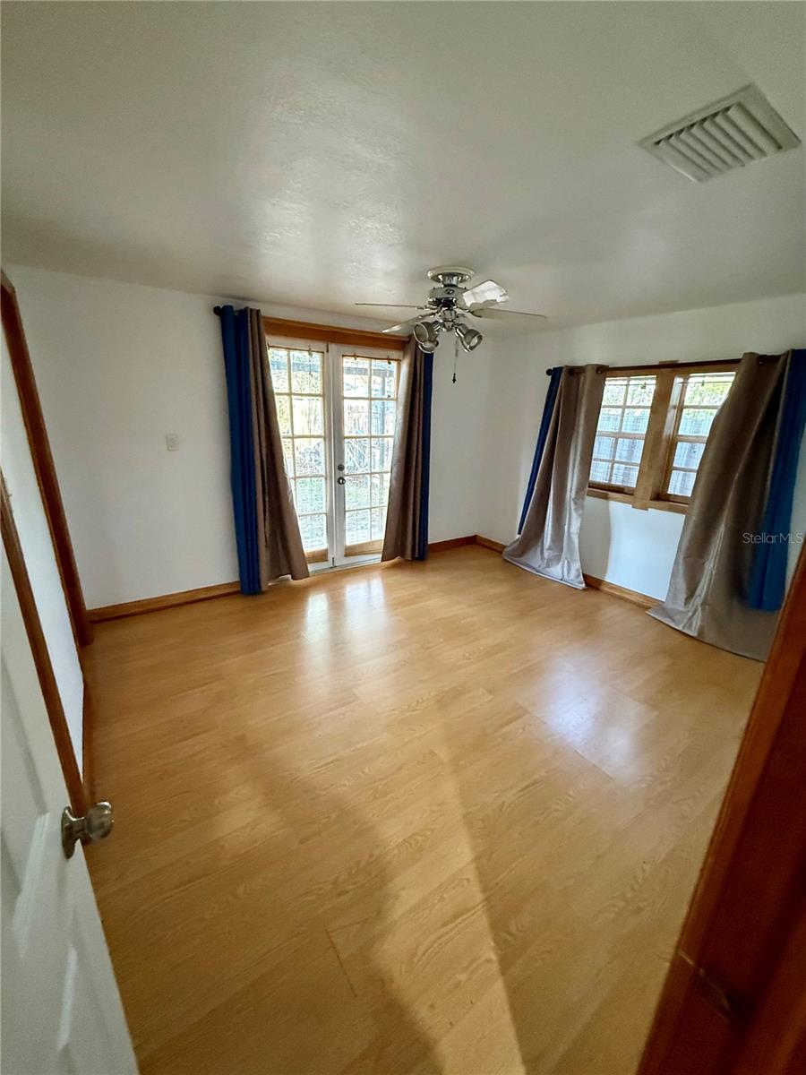 SMITH J L SUB - Residential Lease