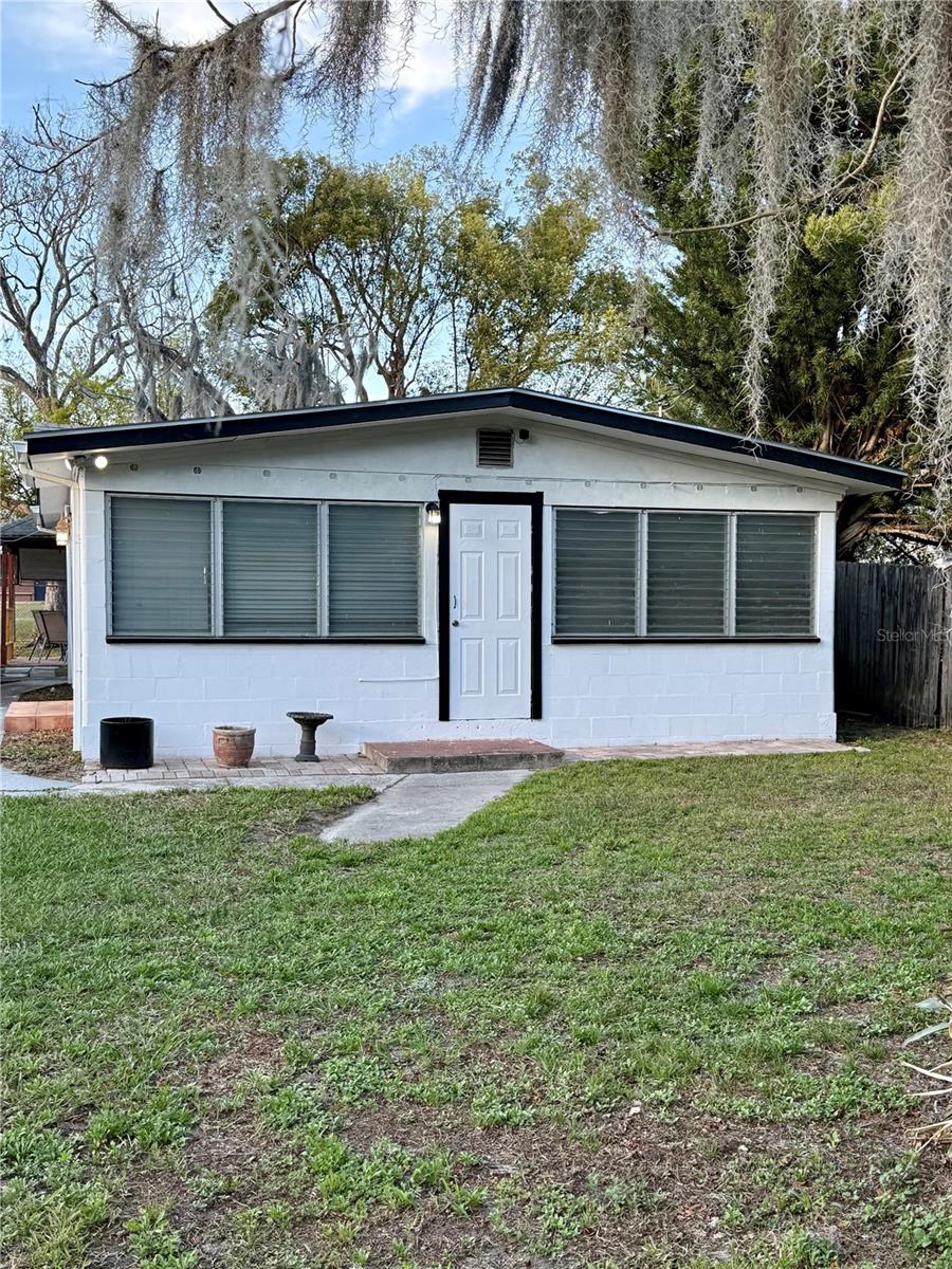 SMITH J L SUB - Residential Lease