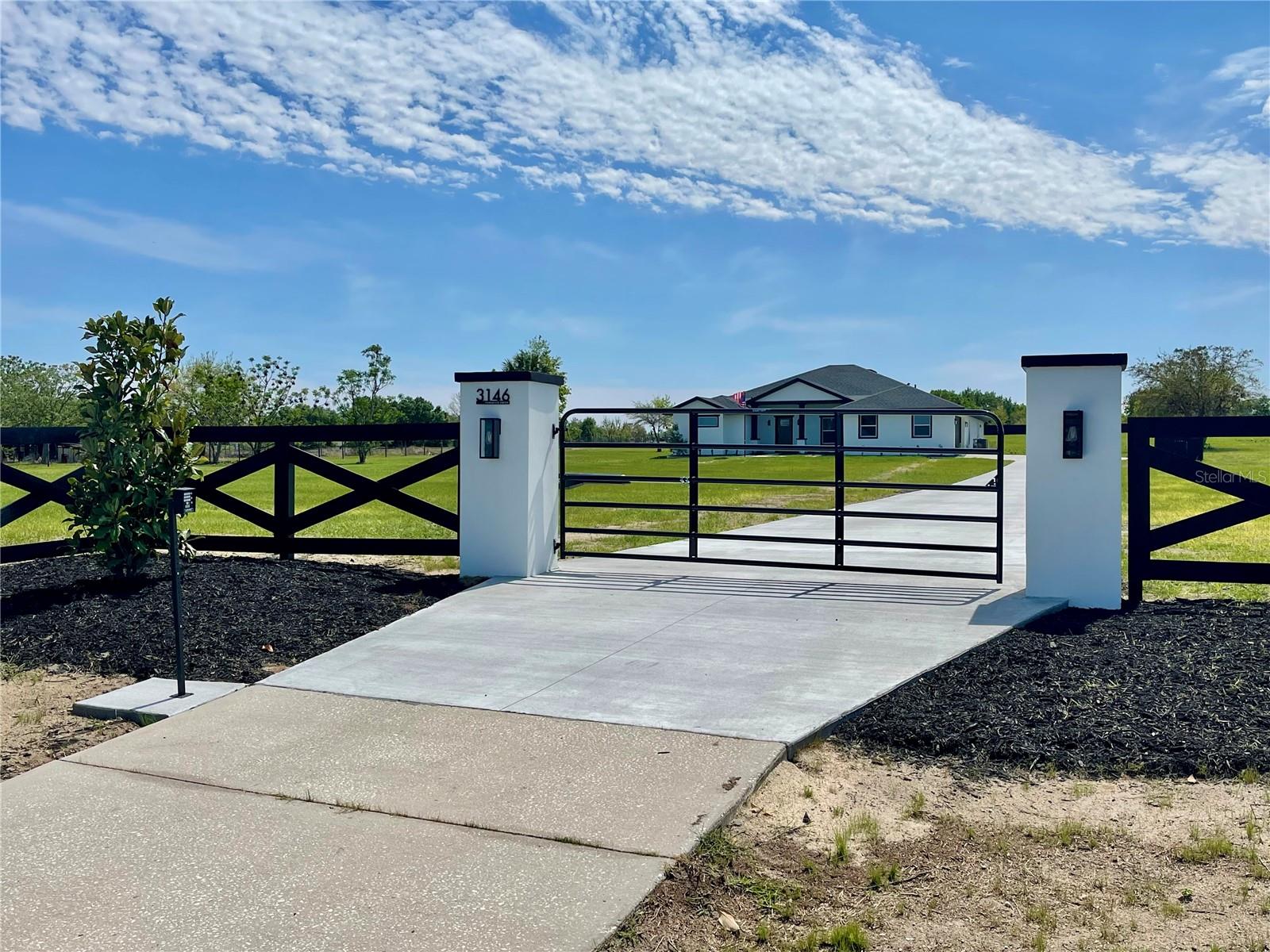 HAMMOCK GROVE ESTATES SUB - Residential