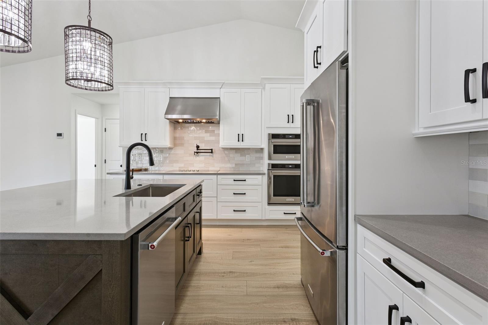 HAMMOCK GROVE ESTATES SUB - Residential