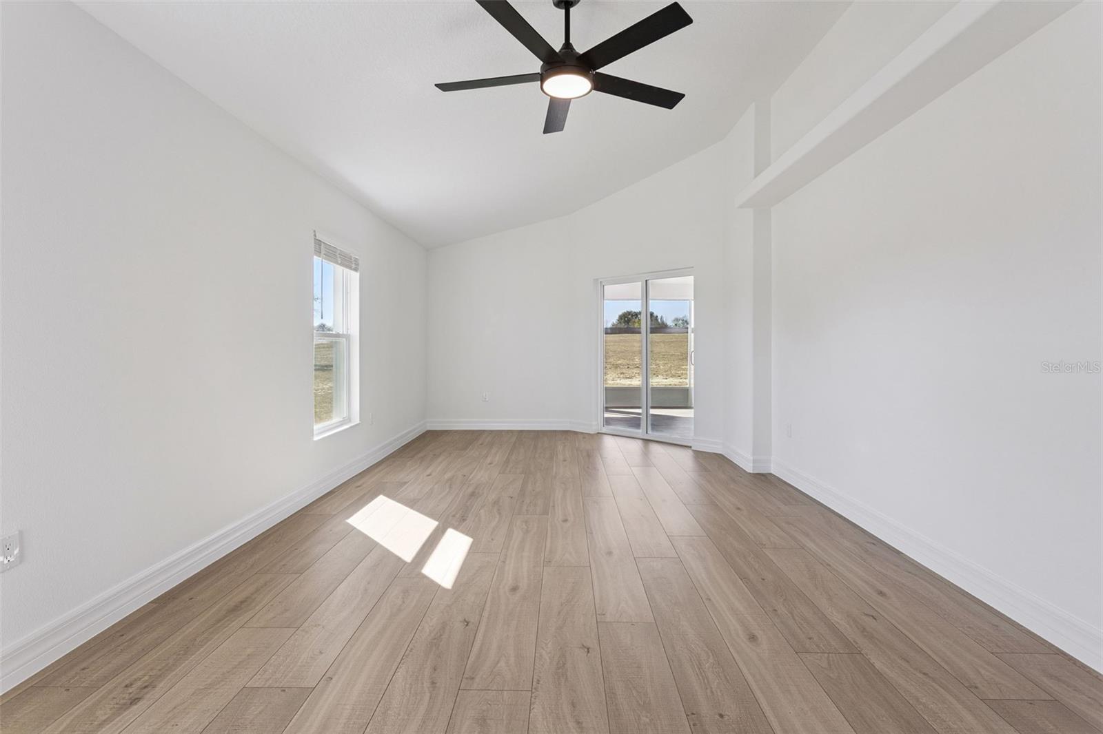 HAMMOCK GROVE ESTATES SUB - Residential