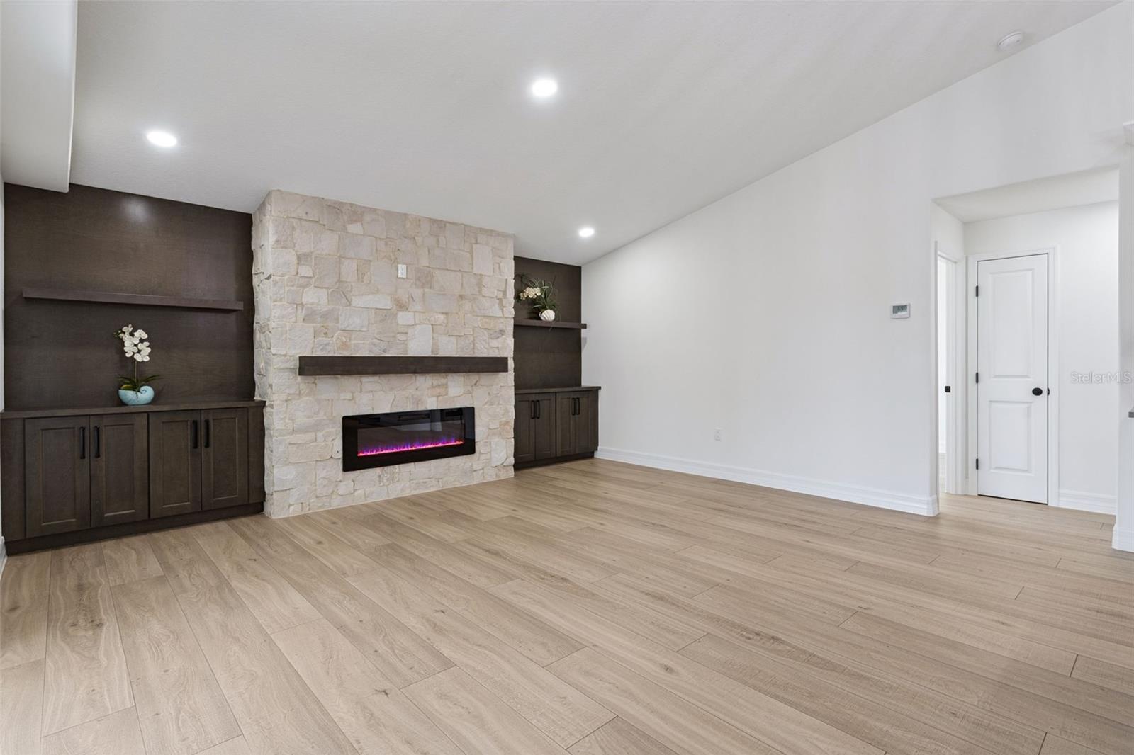 HAMMOCK GROVE ESTATES SUB - Residential