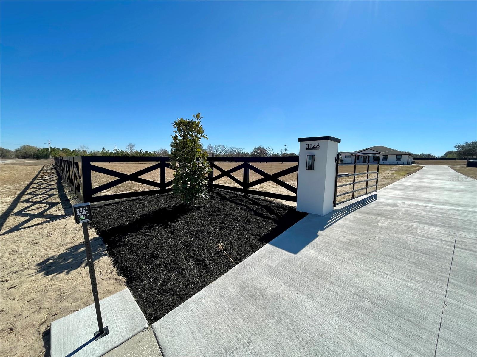 HAMMOCK GROVE ESTATES SUB - Residential