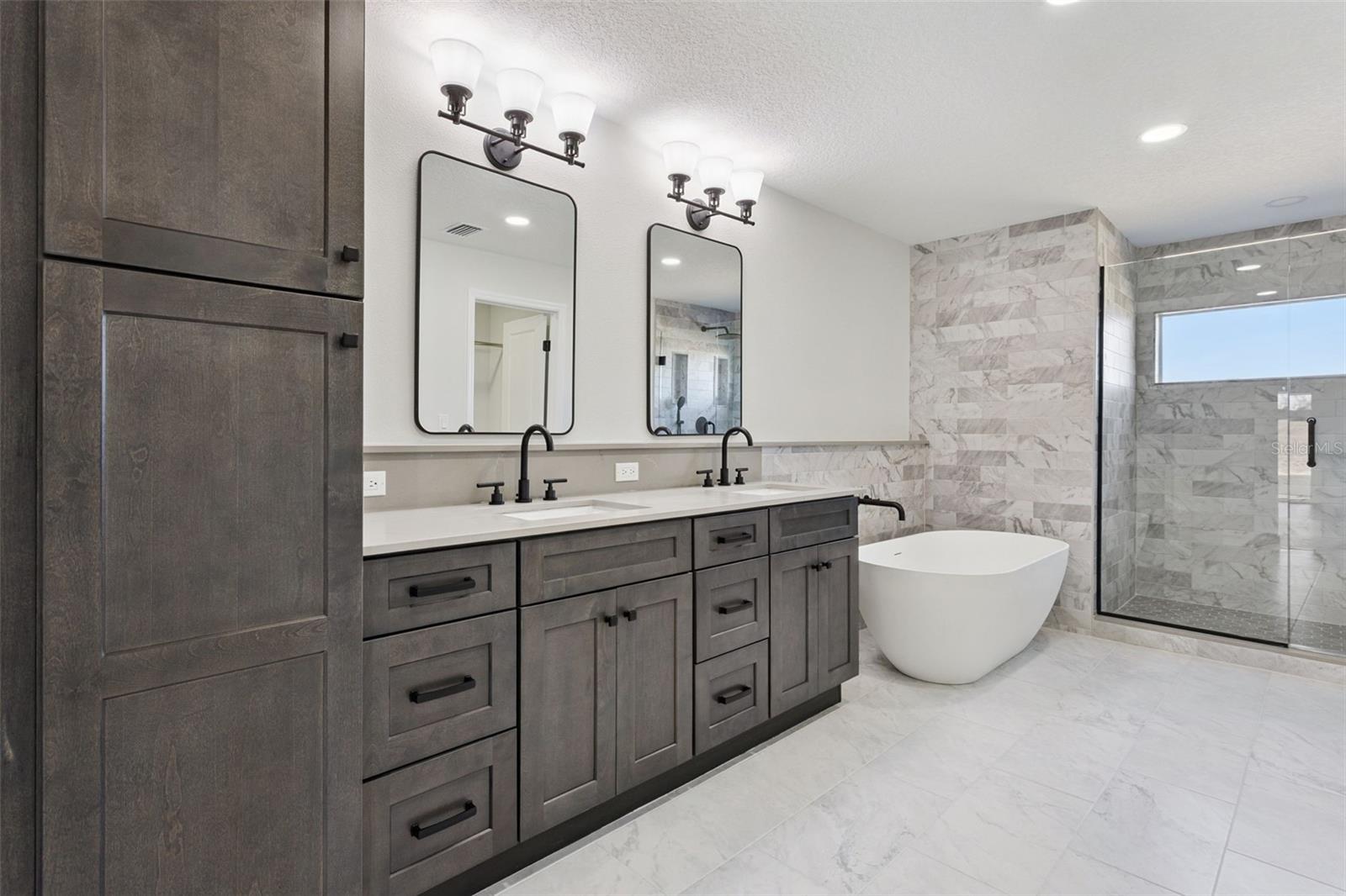 HAMMOCK GROVE ESTATES SUB - Residential