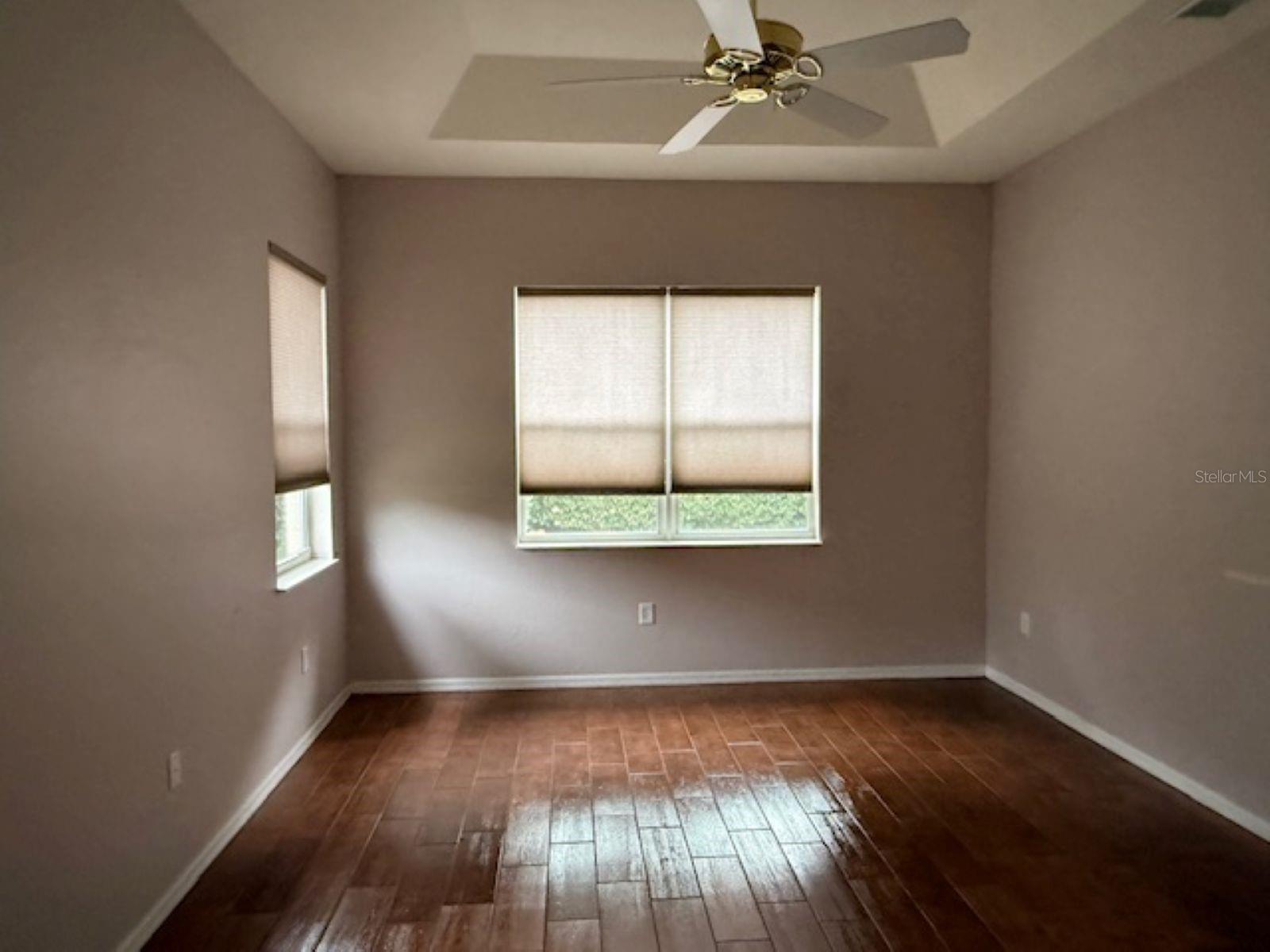 OAK RUN EAGLES POINT - Residential