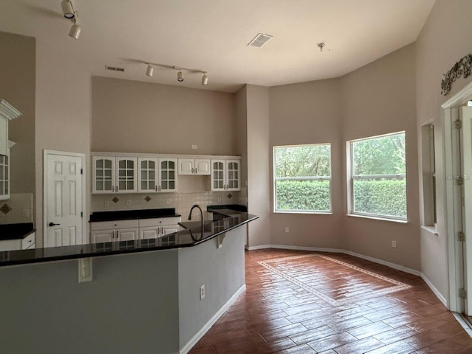 OAK RUN EAGLES POINT - Residential