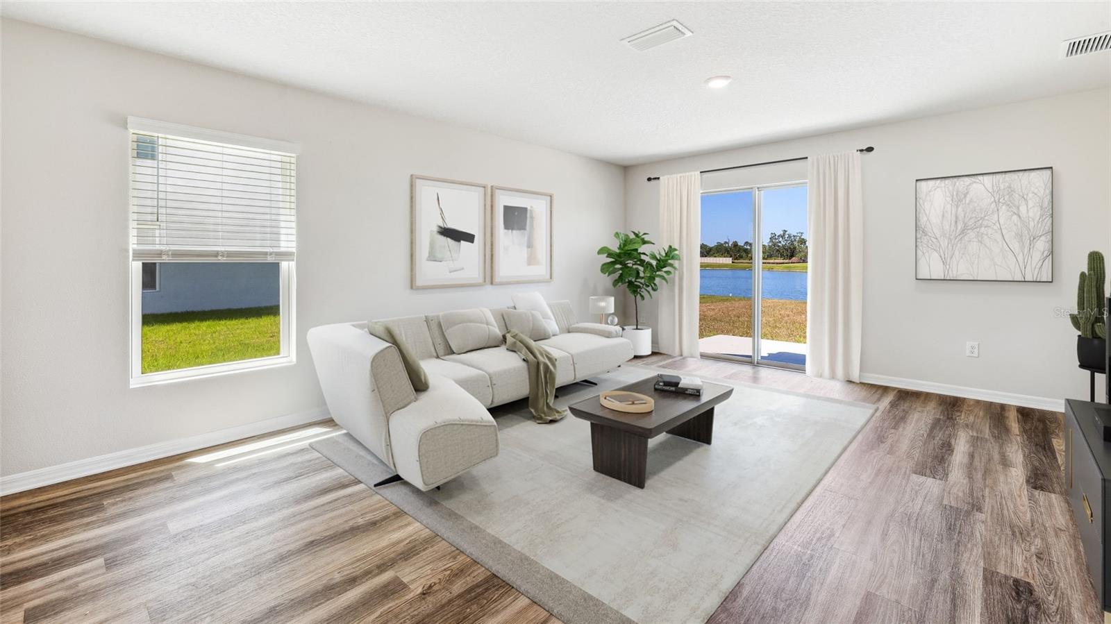 HIGHLAND GROVES - Residential