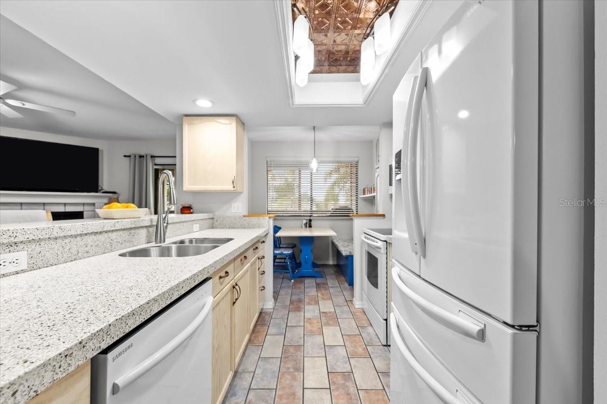 CURLEW LANDINGS - Residential