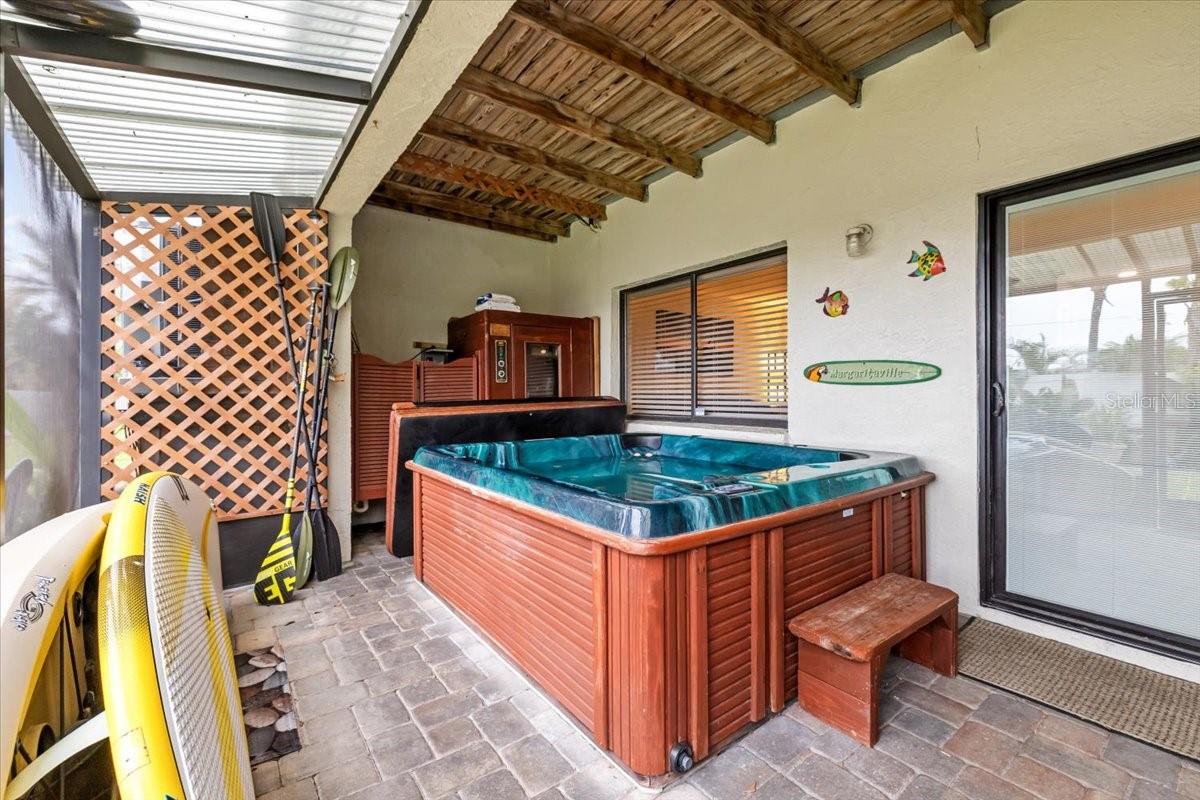 CURLEW LANDINGS - Residential