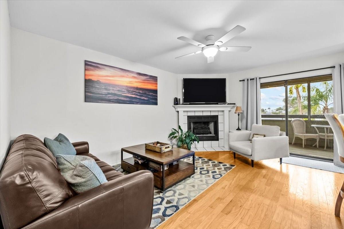 CURLEW LANDINGS - Residential