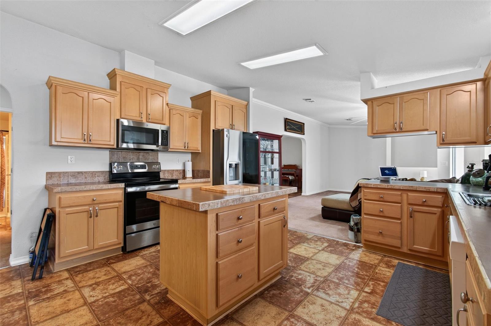 114 GREEN OAK DRIVE