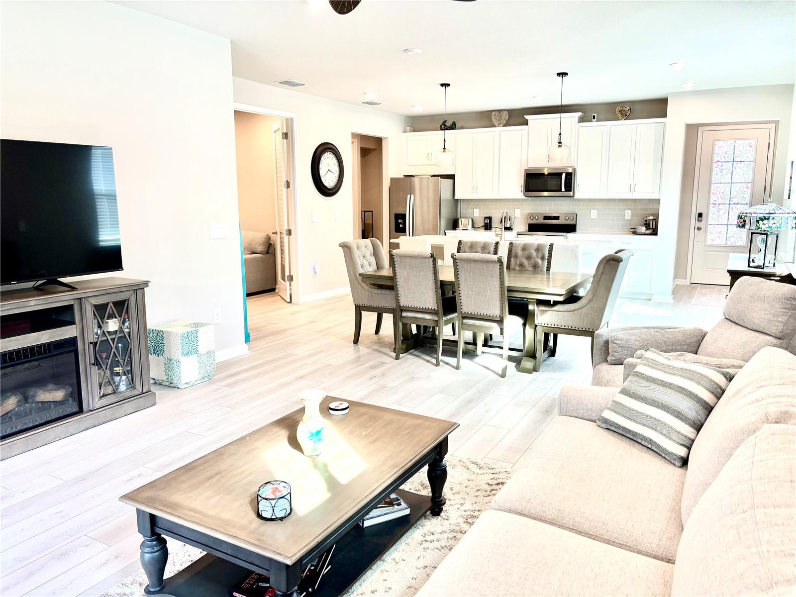 RENAISSANCE/WEST VLGS PH 2B & - Residential