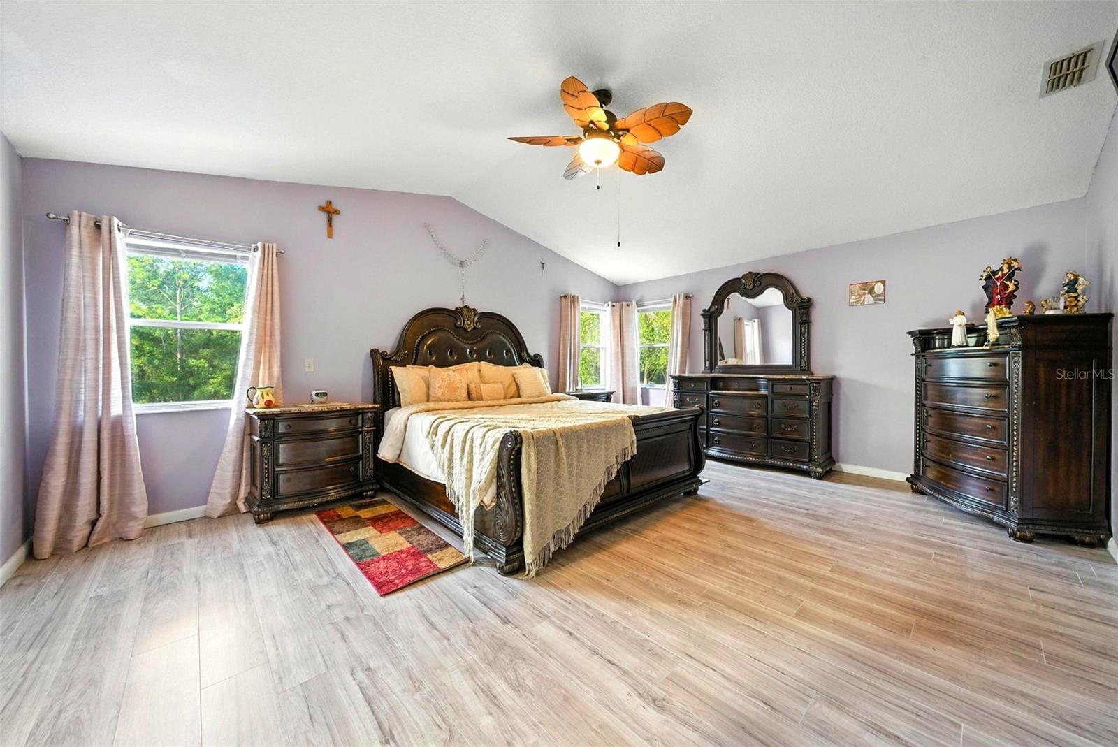 HOLIDAY ESTATES - Residential