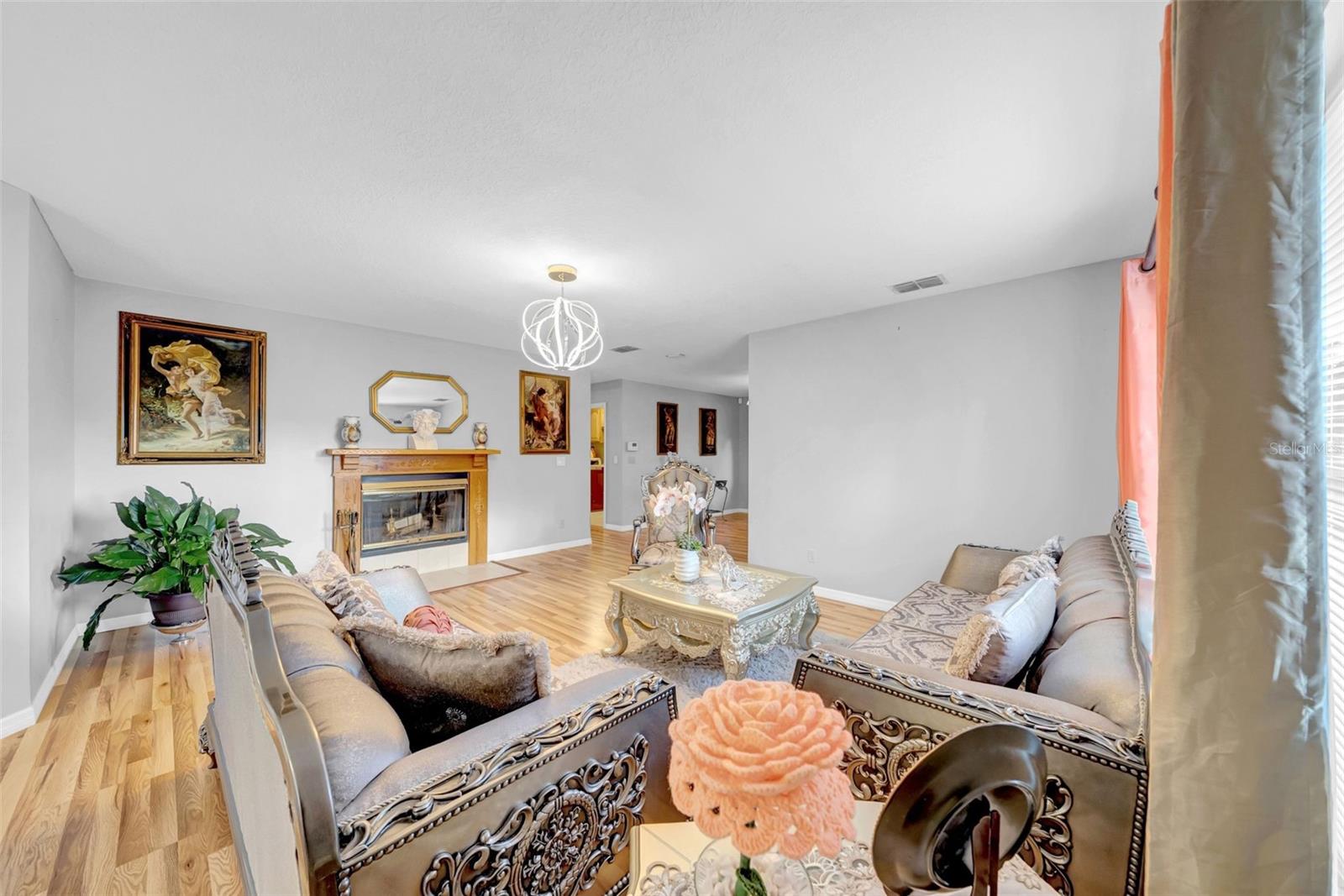 HOLIDAY ESTATES - Residential