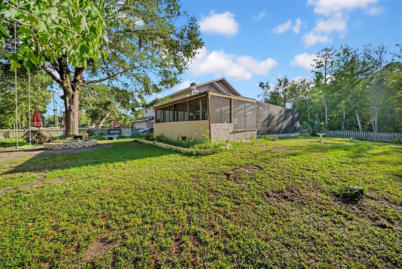 HOLIDAY ESTATES - Residential