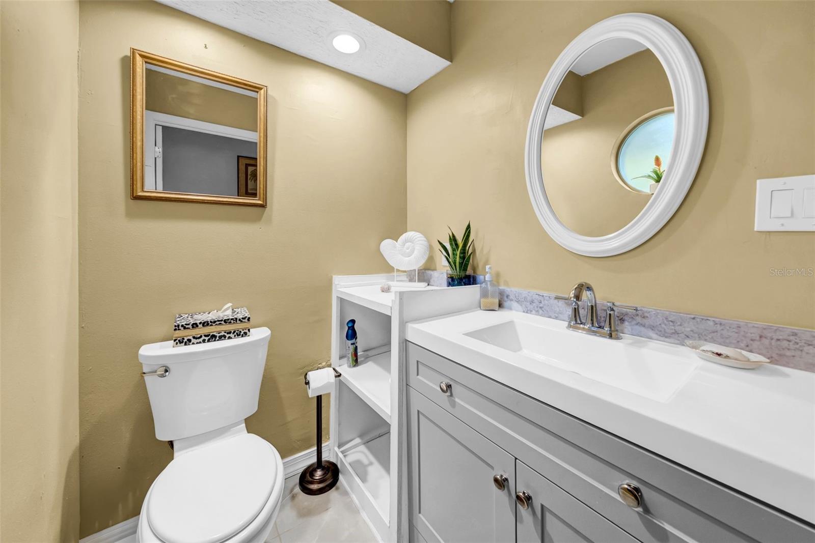 HOLIDAY ESTATES - Residential