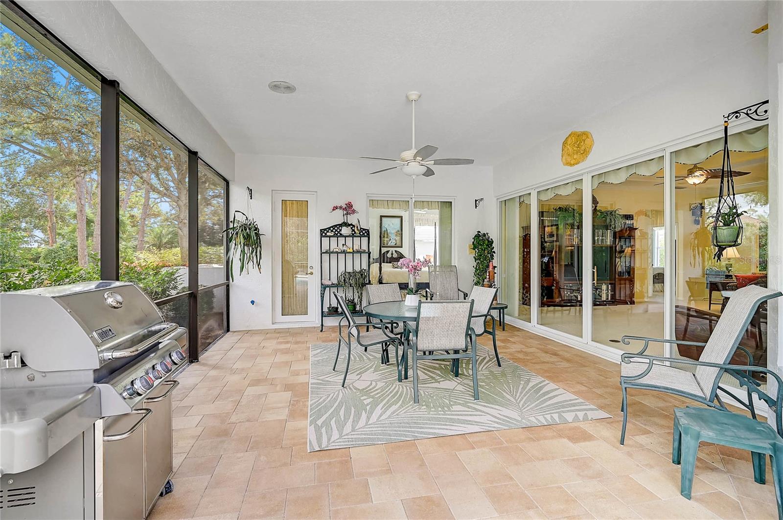 CALUSA LAKES - Residential