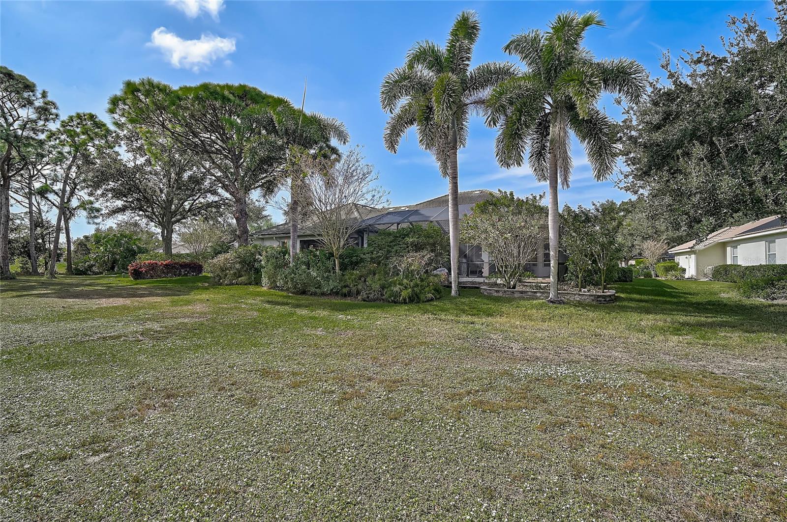 CALUSA LAKES - Residential