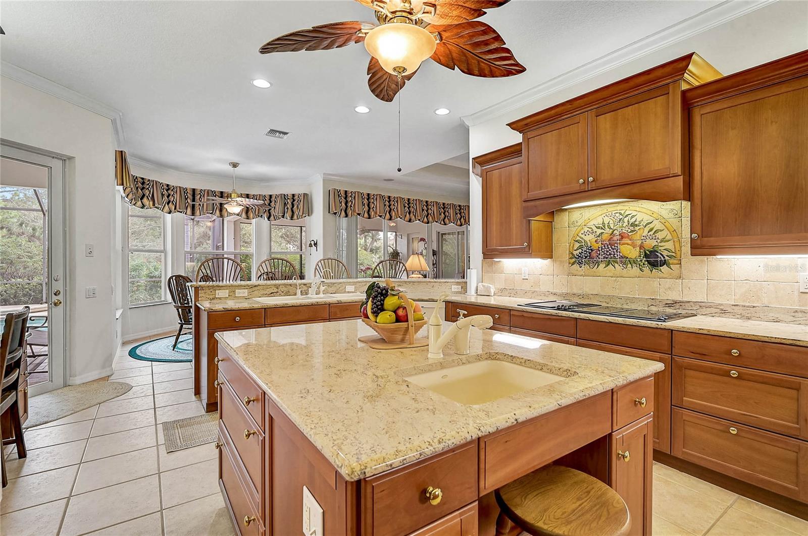 CALUSA LAKES - Residential