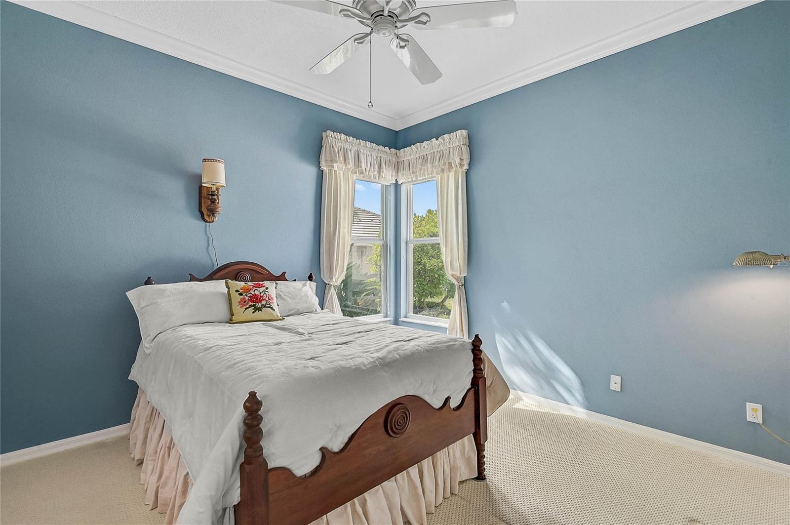 CALUSA LAKES - Residential