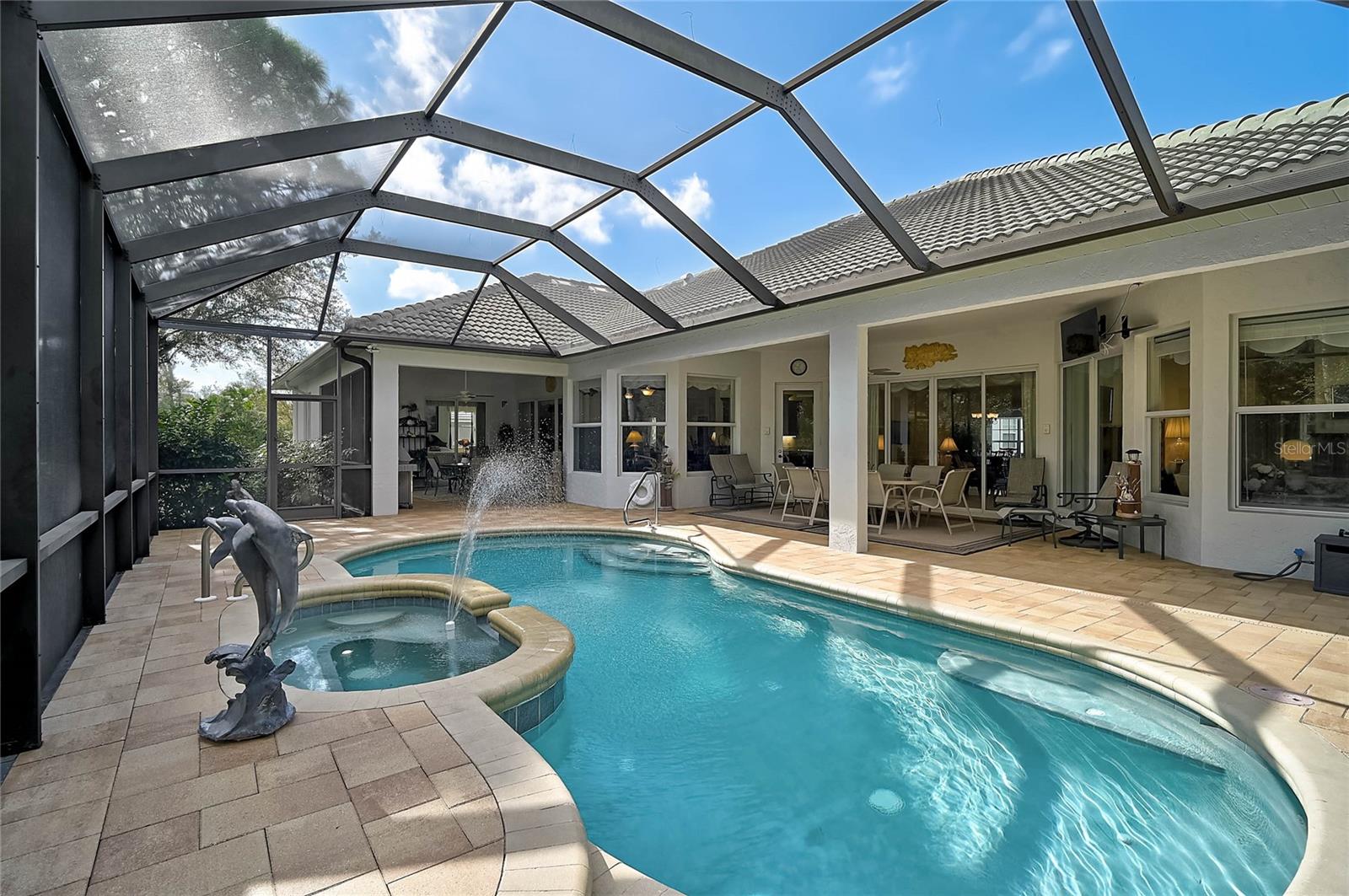 CALUSA LAKES - Residential