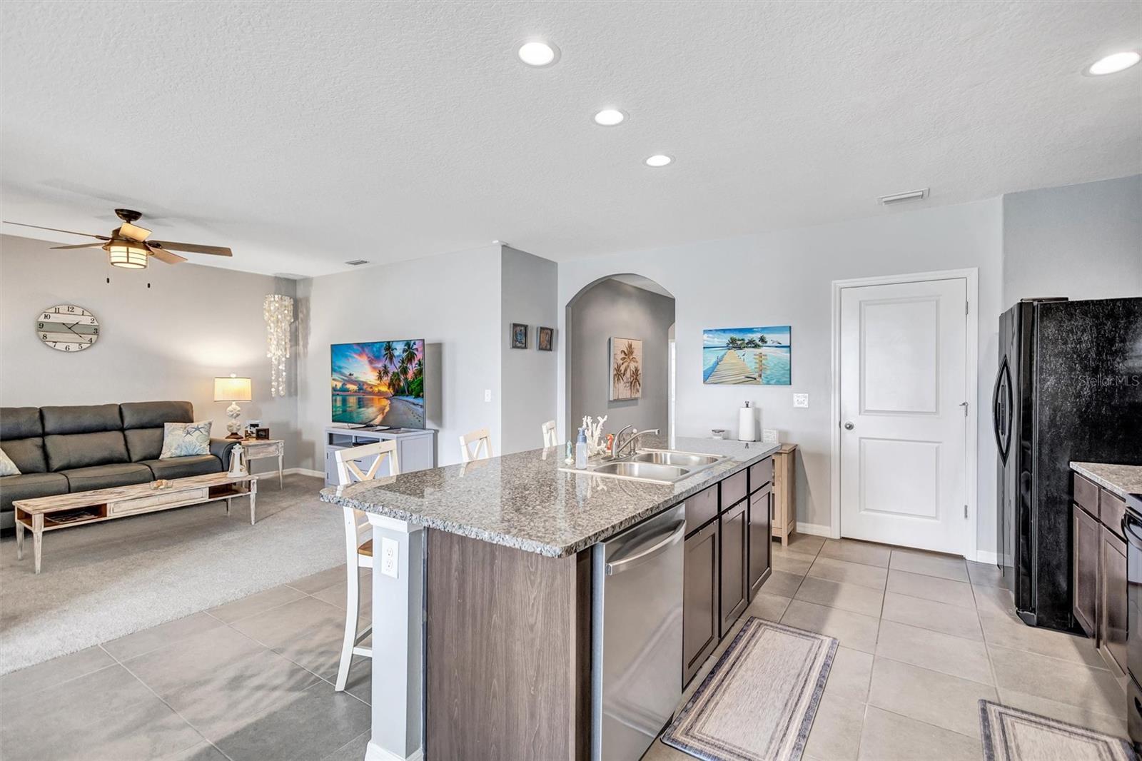 DEL TIERRA PH IV-B & IV-C - Residential