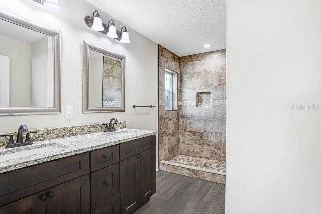 DREW PARK RE OF - Residential