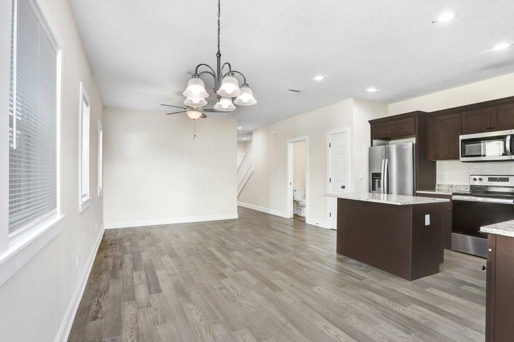 DREW PARK RE OF - Residential