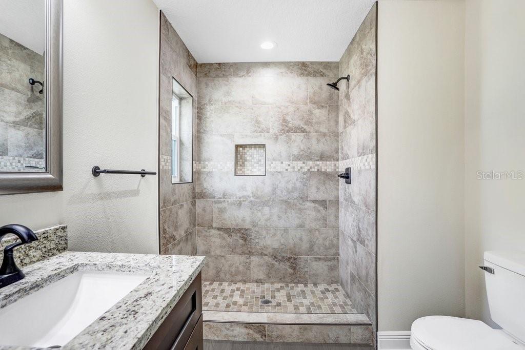 DREW PARK RE OF - Residential