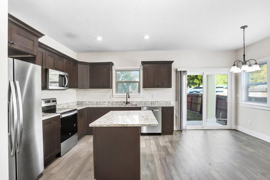 DREW PARK RE OF - Residential