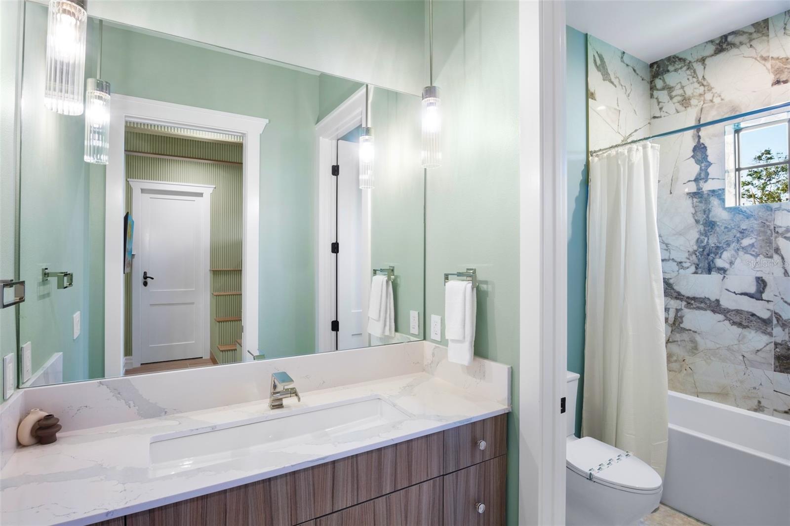 SABAL PALMS - Residential