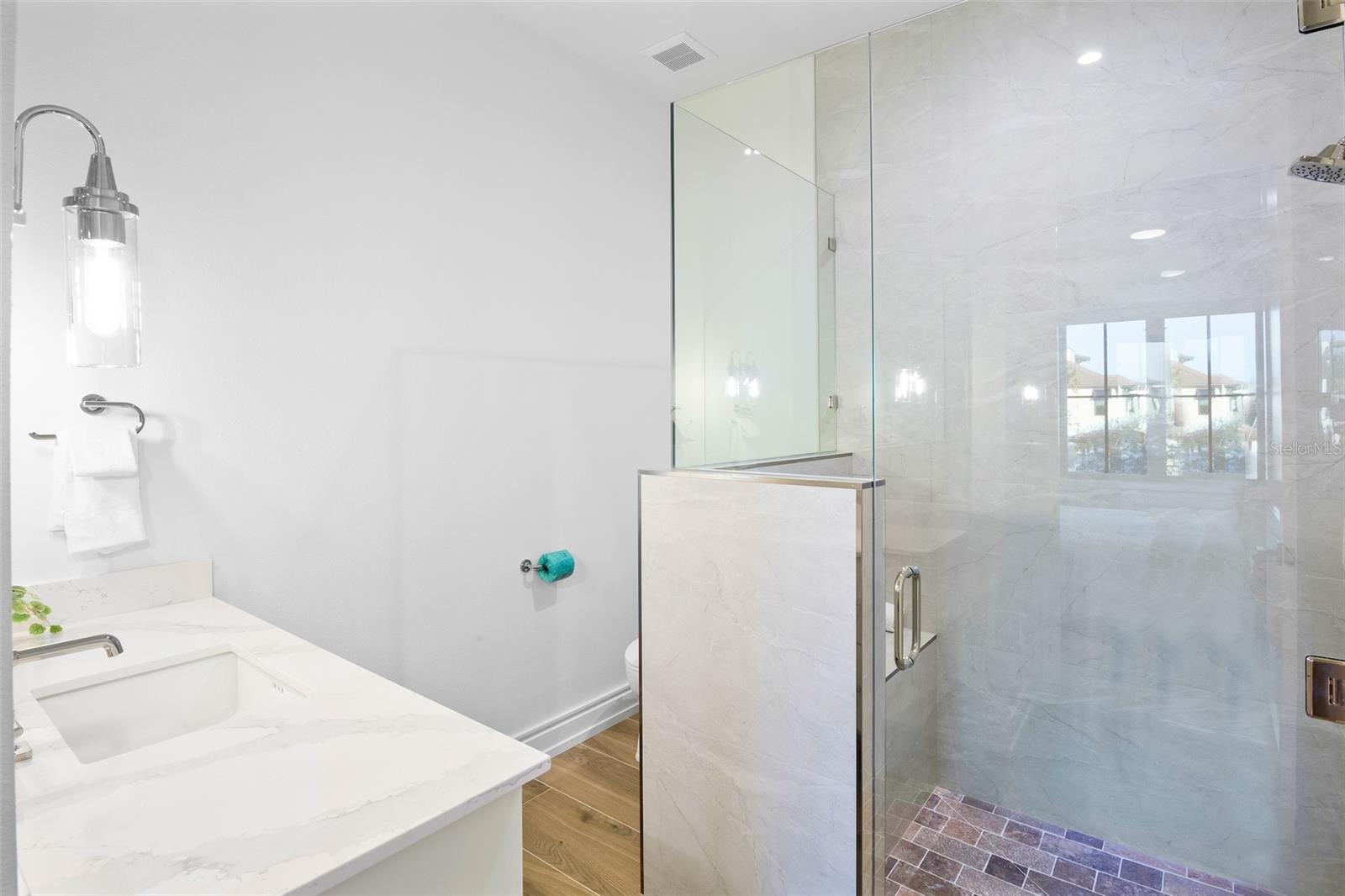 SABAL PALMS - Residential