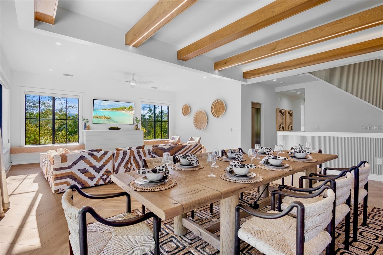 SABAL PALMS - Residential