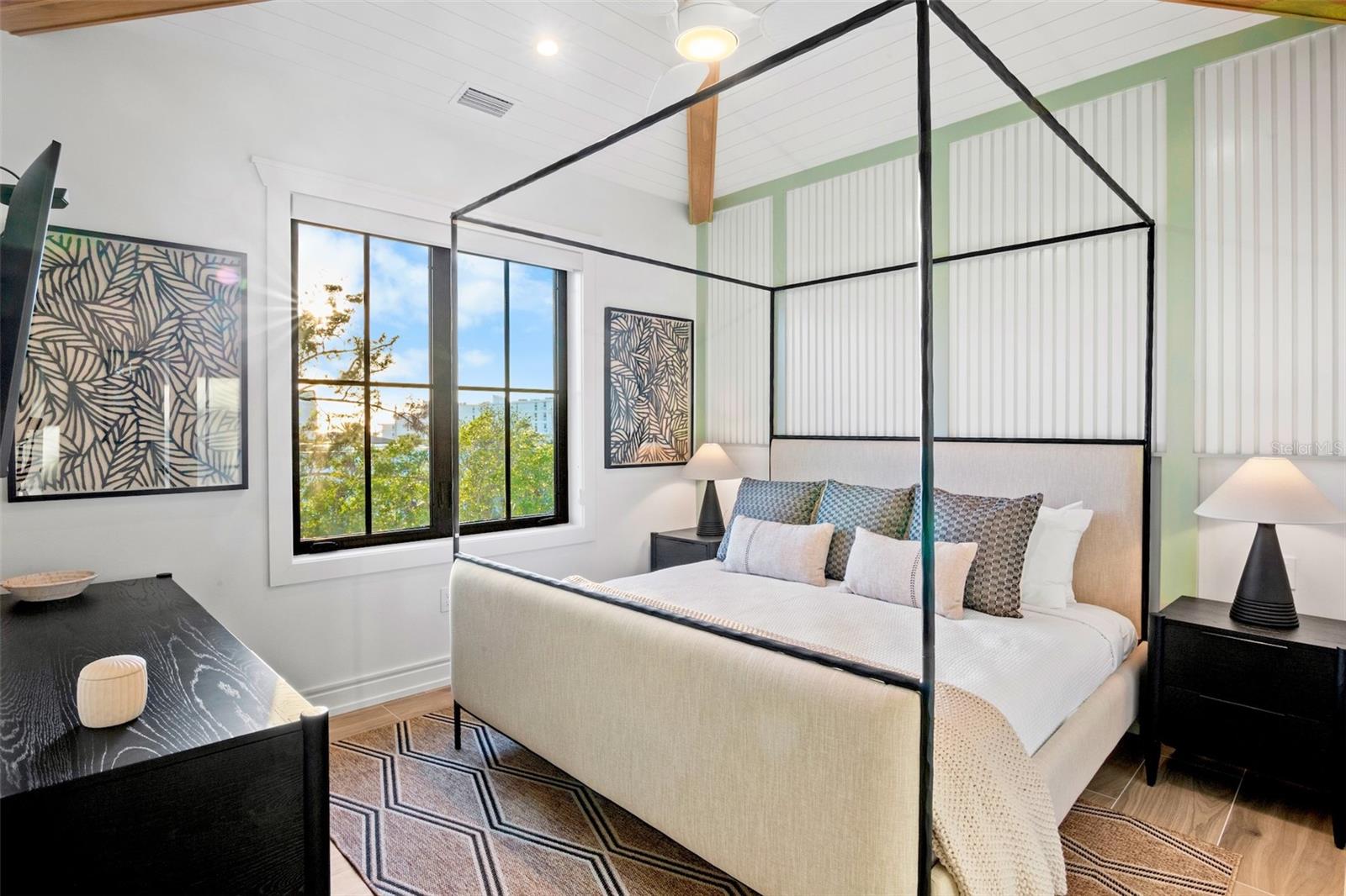 SABAL PALMS - Residential