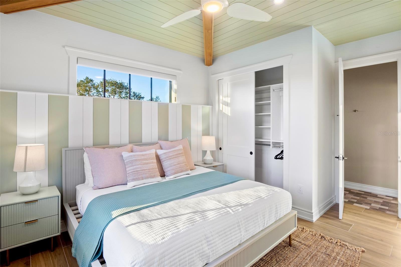 SABAL PALMS - Residential