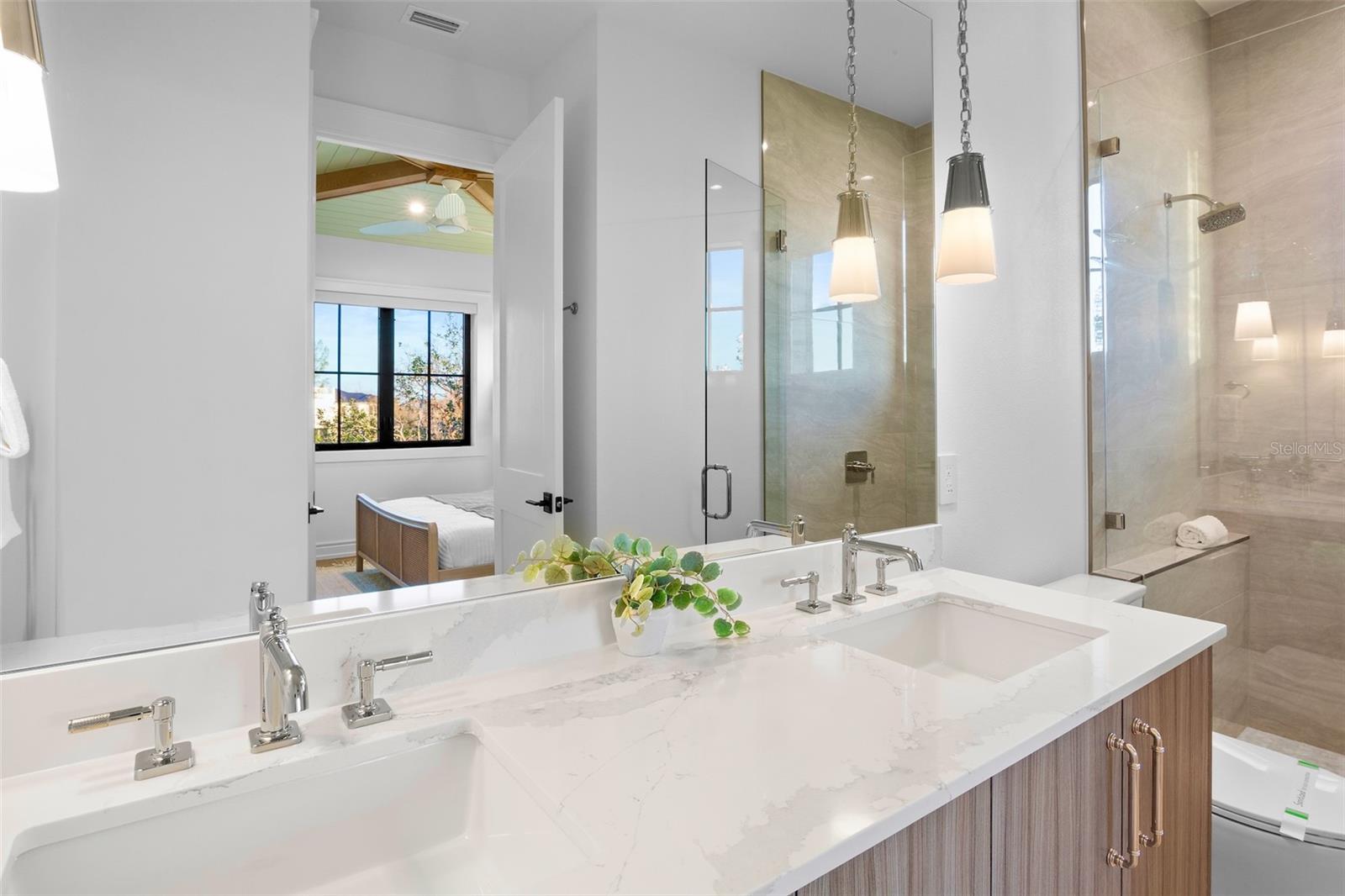 SABAL PALMS - Residential