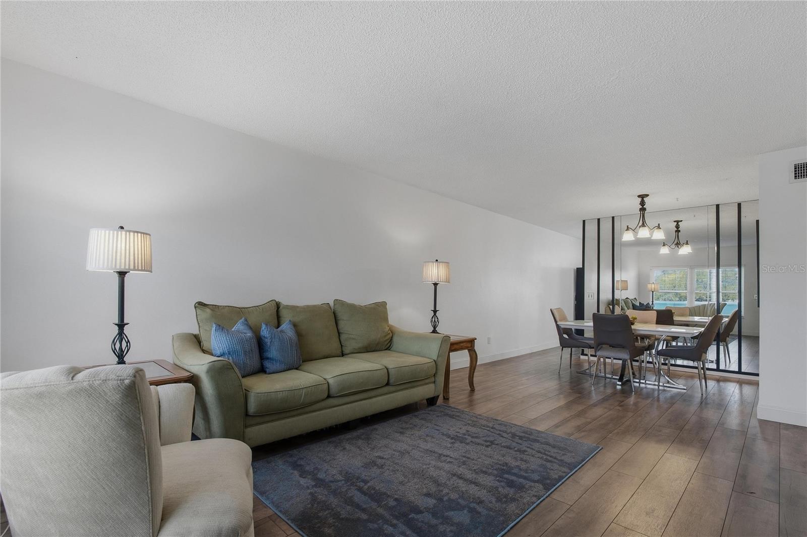 2257 WORLD PARKWAY BOULEVARD W 61