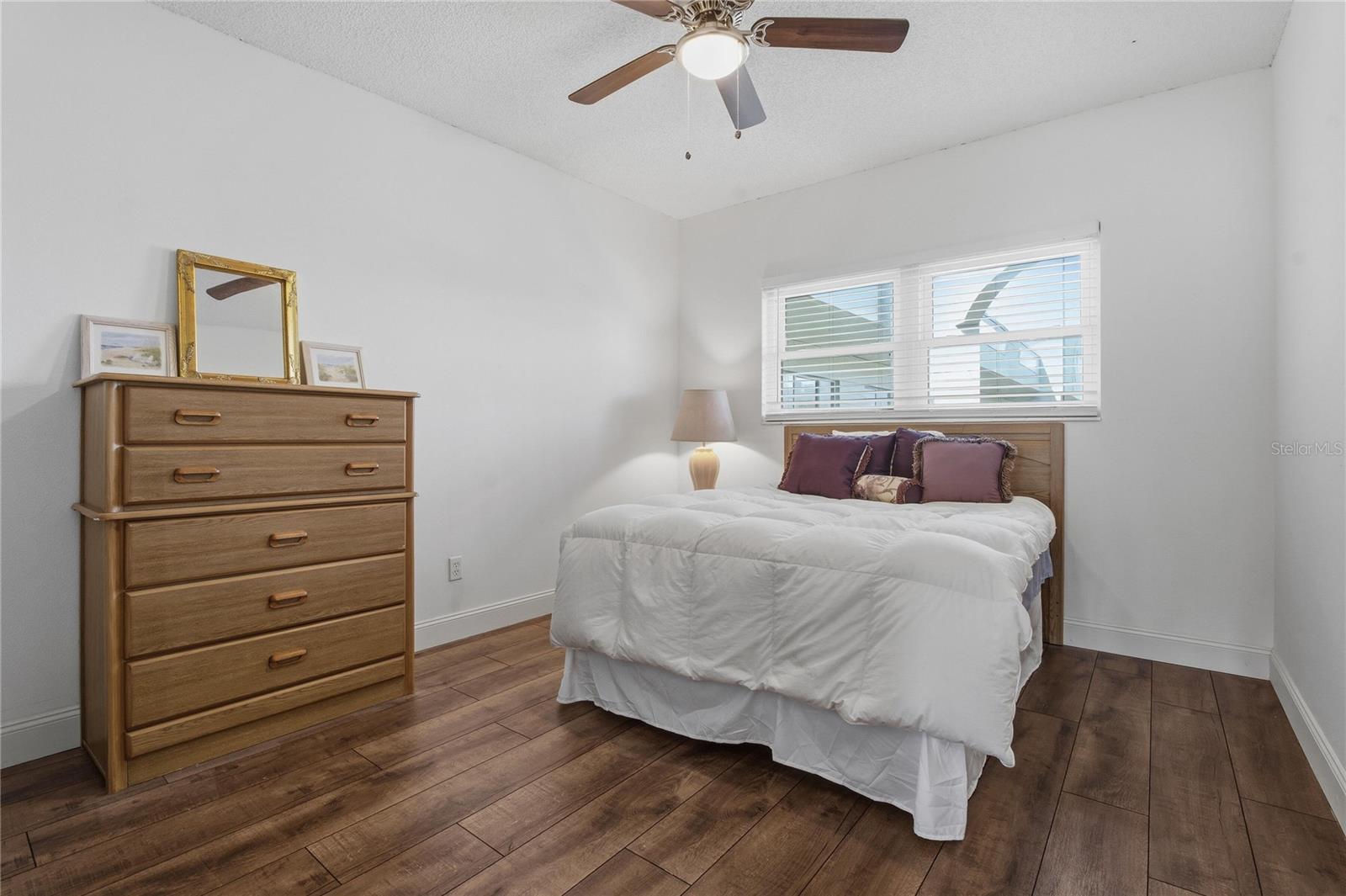 ON TOP OF THE WORLD - Residential