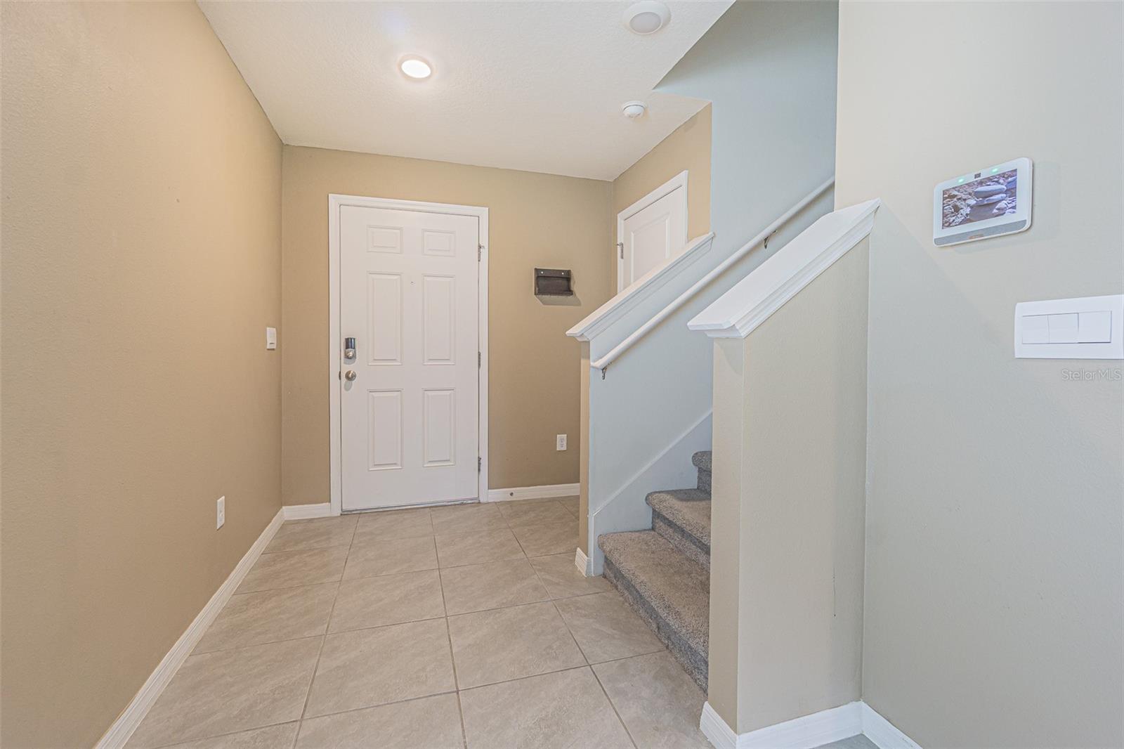 SUWANNEE LAKESIDE PH 2 & 3 - Residential Lease